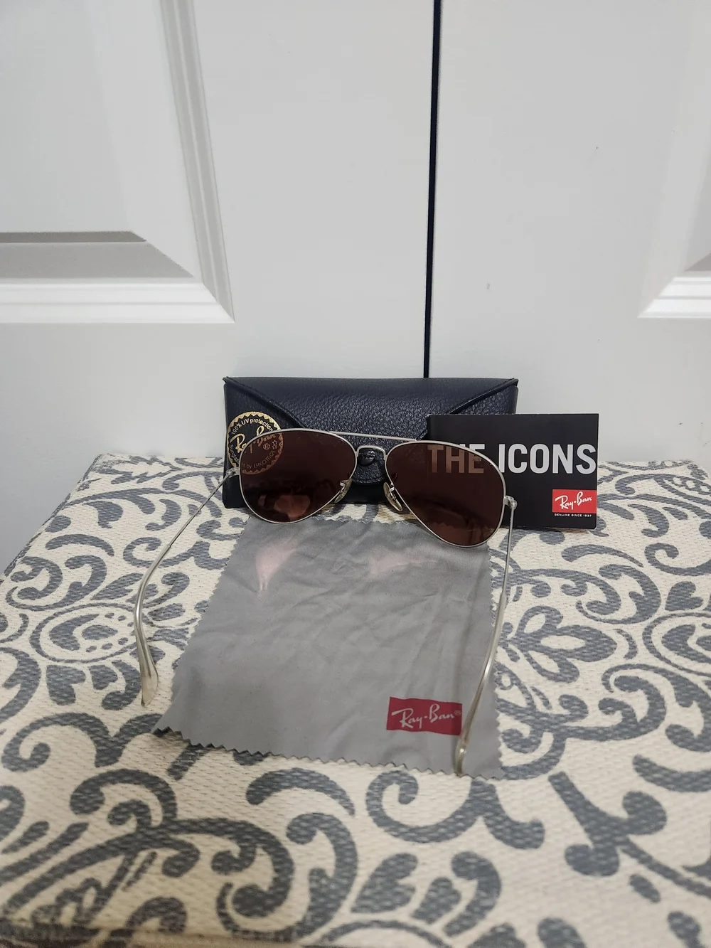 Matte Silver Metal  Ray-Ban Women’s Aviator Pink Mirror Lens Sunglasses
